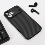 Maska / futrola Carbon fiber za iPhone 17 Pro Max 6.9 crna.
