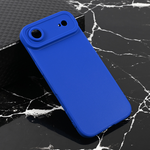 Silikonska maska / futrola Teracell Giulietta za iPhone 17 Air mat plava.