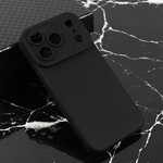 Silikonska maska / futrola Teracell Giulietta za iPhone 17 Pro mat crna.