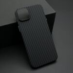 Maska / futrola CARBON STRIPES za iPhone 15 Plus crna (MS).