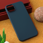 Silikonska maska / futrola Teracell Giulietta za iPhone 15 Plus mat tamno plava.