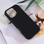 Maska / futrola Teracell Soft Velvet za iPhone 16 Pro crna.