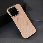 Maska / futrola Magsafe Carbon za iPhone 16 Pro braon.