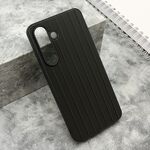 Maska / futrola URBAN STRIPE za Samsung S731B Galaxy S25 FE crna (MS).