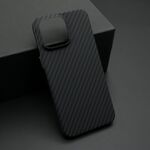 Maska / futrola CARBON STRIPES za iPhone 15 Pro Max (6.7) crna (MS).