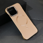 Maska / futrola Magsafe Carbon za iPhone 15 Pro Max 6.7 braon.