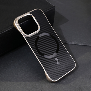 Maska / futrola Magsafe Carbon za iPhone 16 Pro crna.