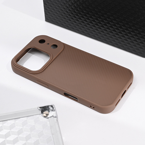 Maska / futrola Magsafe Kevlar za iPhone 17 Pro braon.