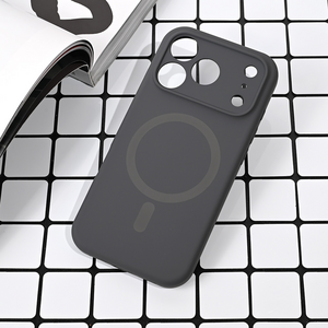 Maska / futrola Magsafe Pure color za iPhone 17 Pro siva.