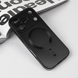 Maska / futrola Magsafe Chrome za iPhone 17 Pro crna.