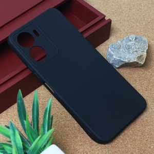 Silikonska maska / futrola Teracell Giulietta za Vivo Y16 mat crna.