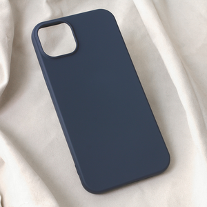 Maska / futrola Teracell Soft Velvet za iPhone 15 Plus tamno plava.