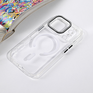 Maska / futrola Magsafe Color Pop za iPhone 17 Pro bela.