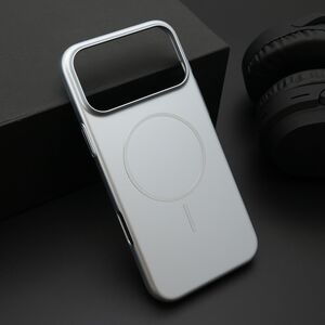 Maska / futrola PURE mat MagSafe za iPhone 17 Pro Max (6.9) srebrna (MS).