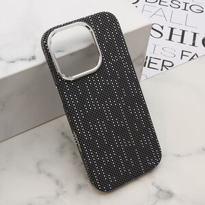 Maska / futrola UrbanMesh MagSafe za iPhone 16 Pro (6.3) DZ06 (MS).