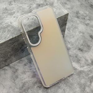 Maska / futrola GLOW LOOK za Samsung S941 Galaxy S26 5G bela (MS).