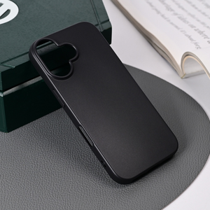 Silikonska maska / futrola ultra tanka za iPhone 16 6.1 mat crna.