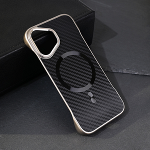 Maska / futrola Magsafe Carbon za iPhone 16 6.1 crna.