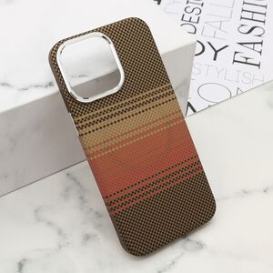 Maska / futrola UrbanMesh MagSafe za iPhone 15 Pro Max (6.7) DZ05 (MS).