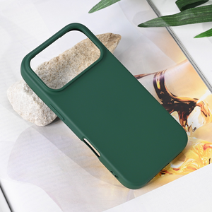 Maska / futrola Teracell Soft Velvet za iPhone 17 Pro/18 Pro 6.3 tamno zelena.