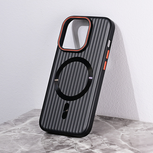 Maska / futrola Magsafe Stripe za iPhone 14 Pro crna.