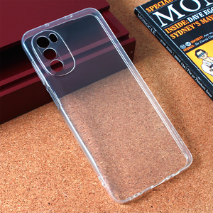 Torbica Silikonska maska / futrola ultra tanka za Motorola Moto G52 providna.