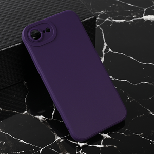Silikonska maska / futrola Teracell Giulietta za iPhone 16e 6.1 mat tamno ljubicasta.
