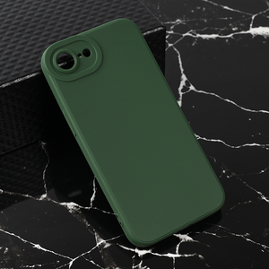 Silikonska maska / futrola Teracell Giulietta za iPhone 16e 6.1 mat zelena.