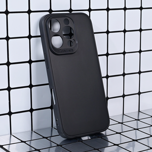 Maska / futrola 3D Camera za iPhone 16 Pro crna.