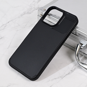 Maska / futrola Defender Carbon za iPhone 16 Pro Max 6.9 crna.