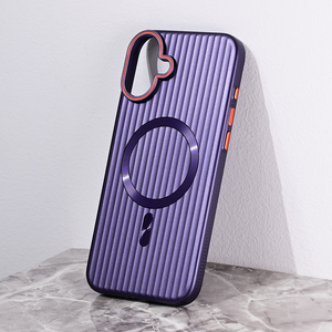 Maska / futrola Magsafe Stripe za iPhone 16 Plus 6.7 ljubicasta.