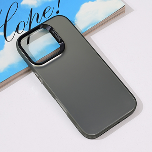 Maska / futrola providna za iPhone 16 Pro crna.