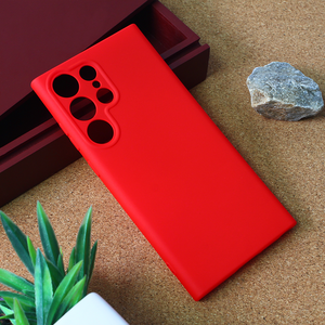 Silikonska maska / futrola Teracell Giulietta za Samsung Galaxy S23 Ultra mat crvena.