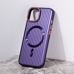 Maska / futrola Magsafe Stripe za iPhone 15 6.1 ljubicasta.