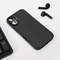 Maska / futrola Carbon fiber za iPhone 17 crna.
